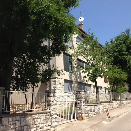 Appartement Tesla *